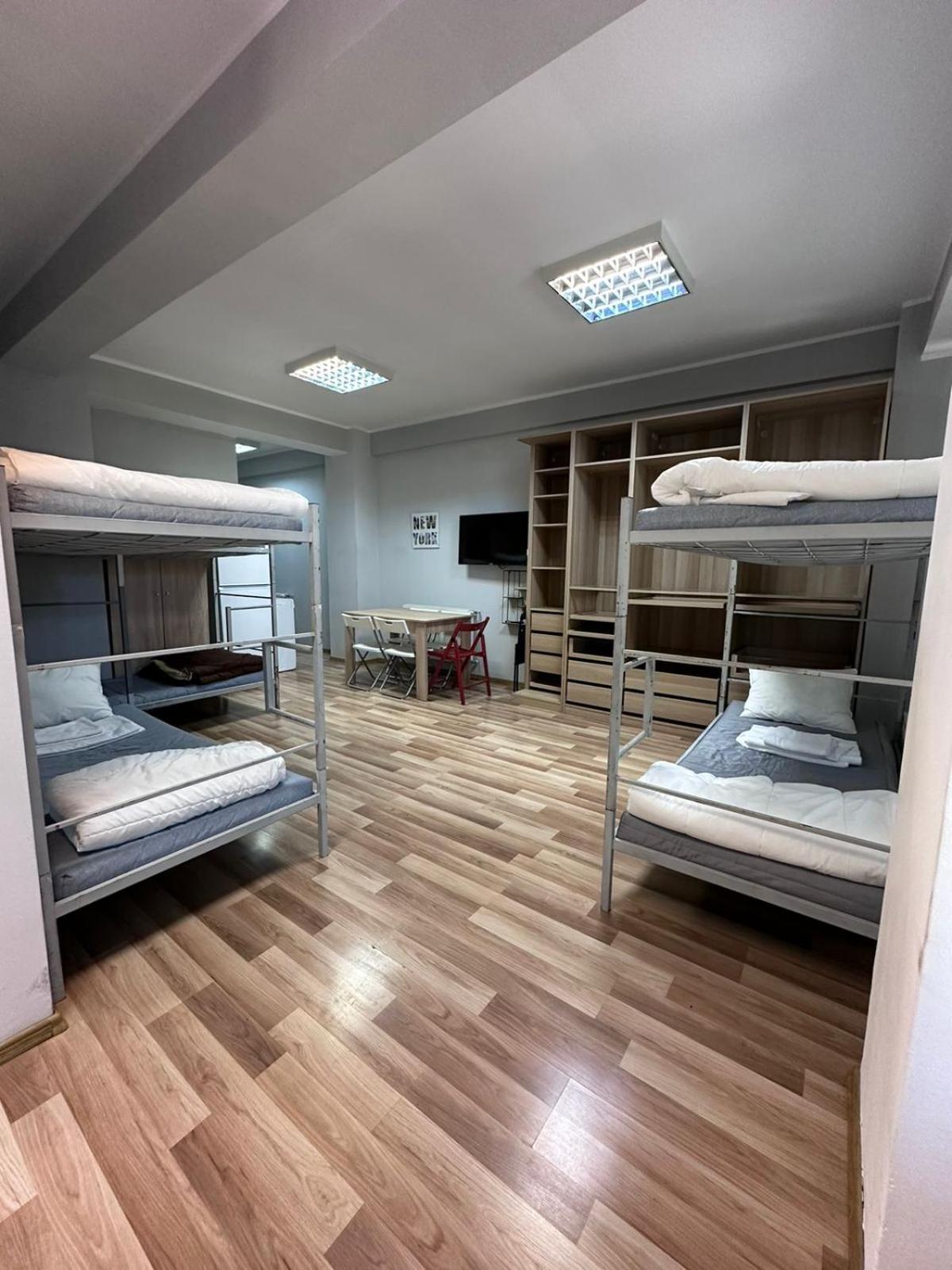 Heights Accommodation Unirii Free Parking Zone Bucureşti Ngoại thất bức ảnh