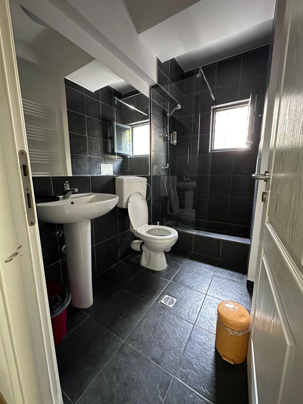 Heights Accommodation Unirii Free Parking Zone Bucureşti Ngoại thất bức ảnh
